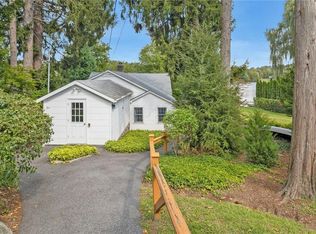 16 Gilbert St, South Salem, NY 10590