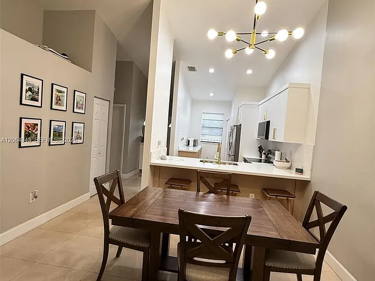 19231 NW 67th Pl — Photo 5
