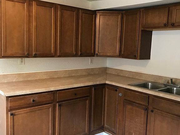 3rd image of 5105 E 18th Ave