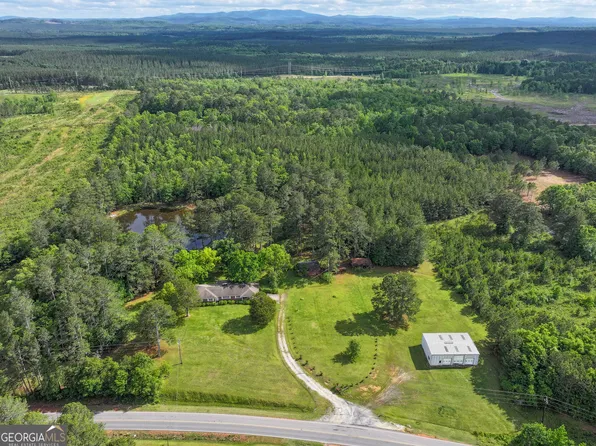 7517 Blacks Bluff Rd SW, Cave Spring, GA 30124
