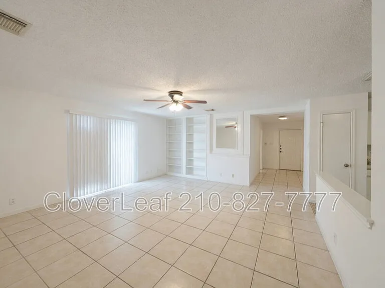 9714 Frost Plain Dr — Photo 10