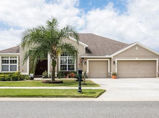 23634 Valderama Ln, Sorrento, FL 32776