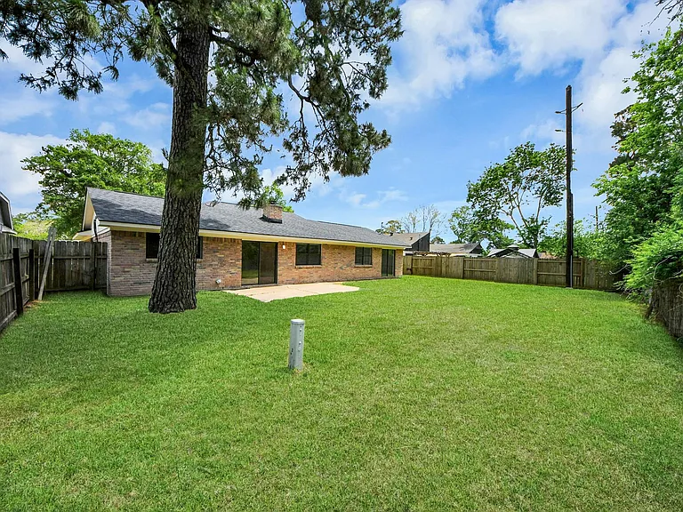 7427 Willow Oak Dr — Photo 37