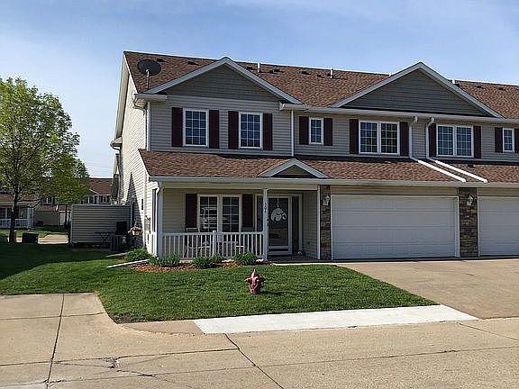 2nd image of 2900 SE Glenstone Dr Unit 504