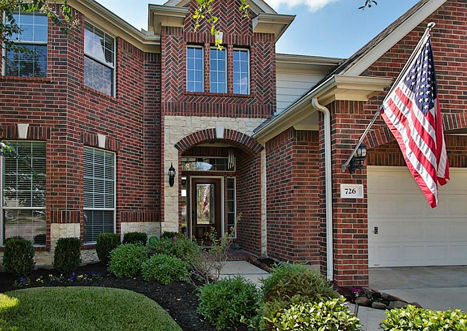 1st image of 726 River Delta Ln