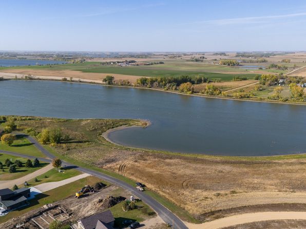 4 Erickson Dr, Arlington, SD 57212