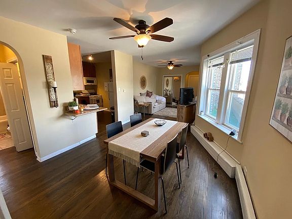 3rd image of 3811 N Western Ave APT 3R