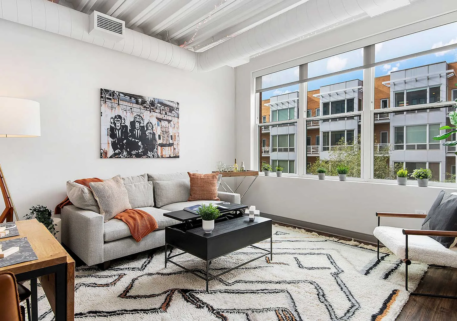 Wrigleyville Lofts — Photo 3