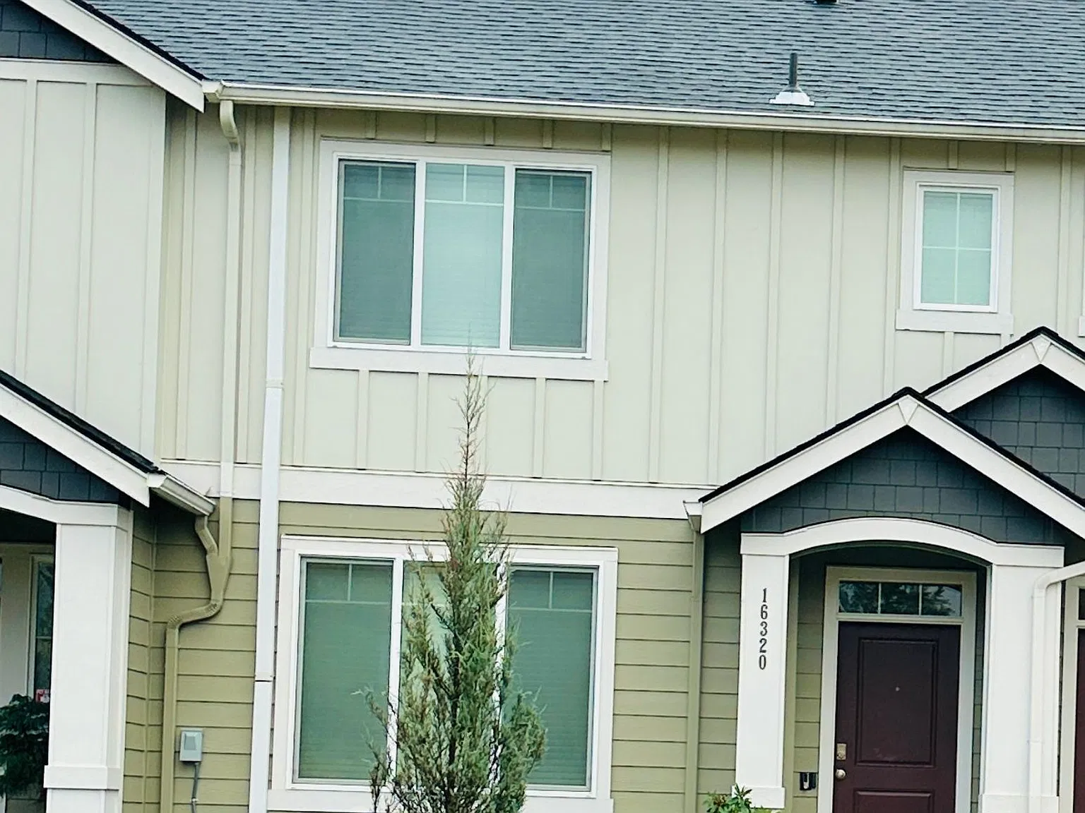 3 bed, 2.5 bath, 1426 sqft, $2,500 — Photo 3