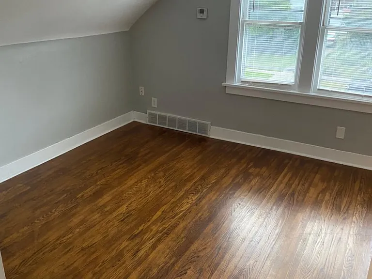 24 Alsace Ave #2 — Photo 10