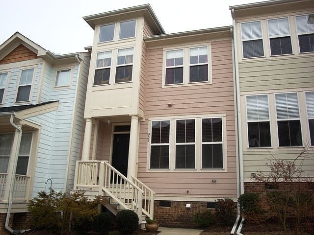 A MUST SEE fantastic custom townhome in the heart of Apex!