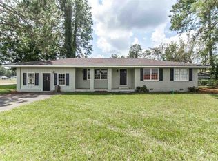 271 Broad St, Hawkinsville, GA 31036