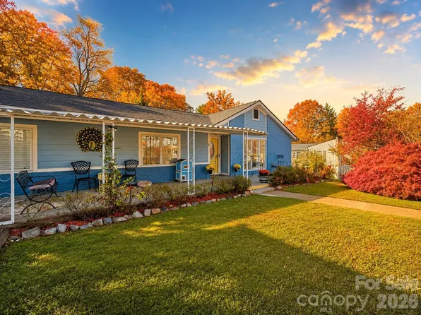 6 Chestnut Ter, Asheville, NC 28803
