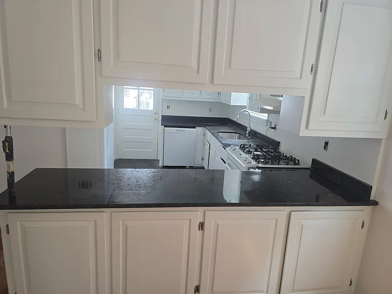 3410 Stuart Ave #1 — Photo 5