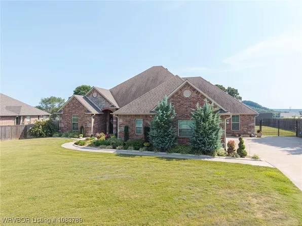 1504 Clay Ct, Fort Smith, AR 72916