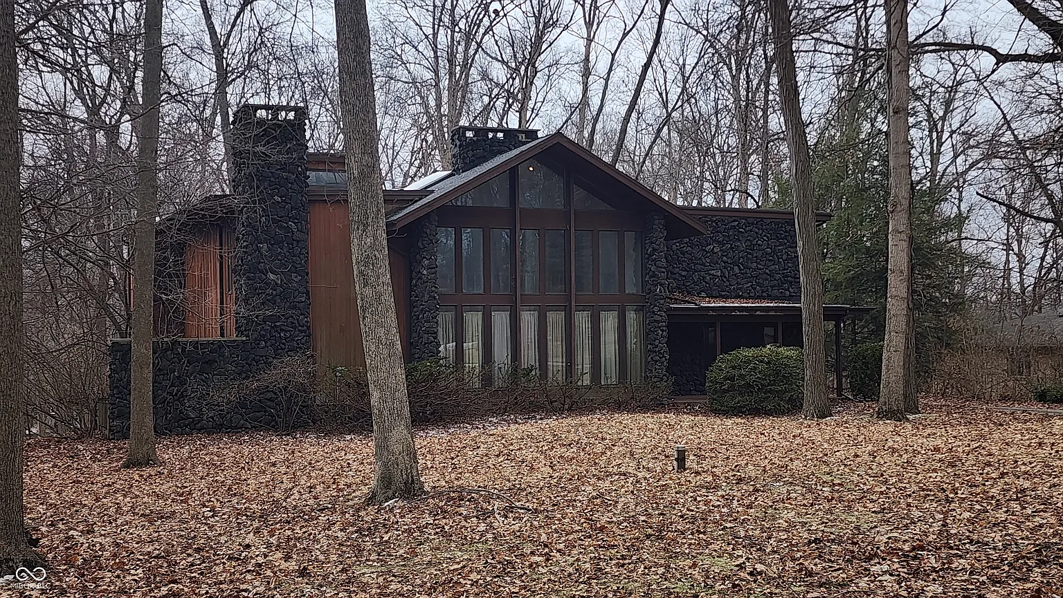 1677 W Forest Rd photo 1