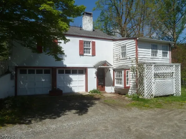 89A Asbury Rd, Hackettstown, NJ 07840