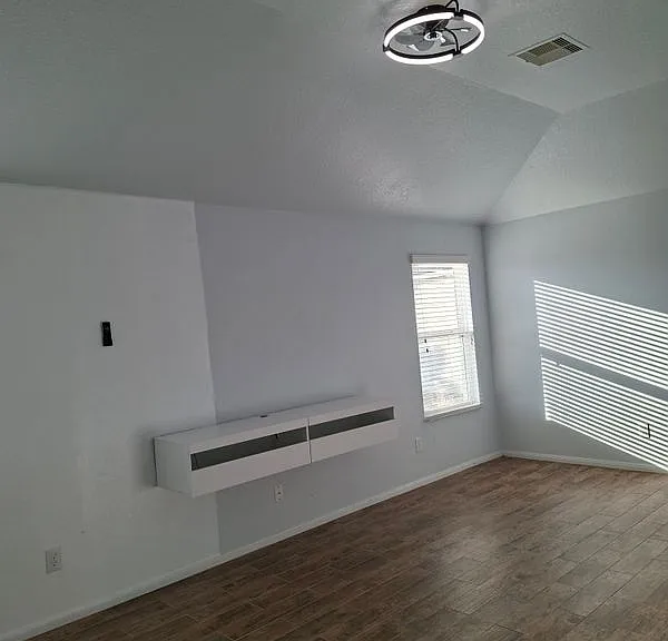 8311 Caraway Lake Cir — Photo 9