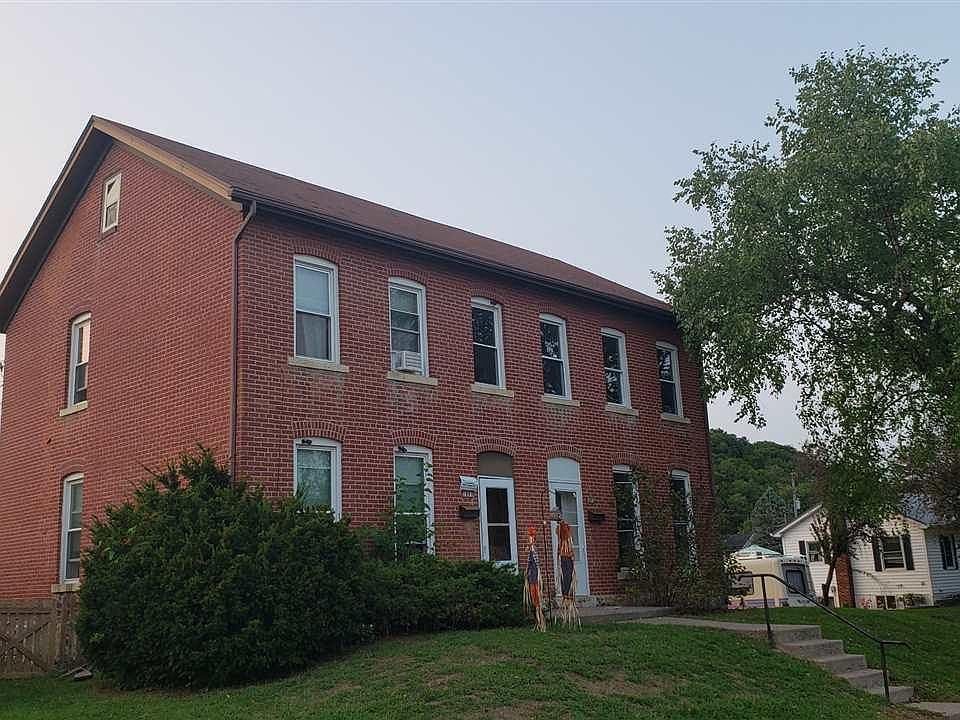 2nd image of 1891-1893 Garfield Ave