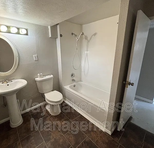 3495 Montebello Dr W — Photo 14