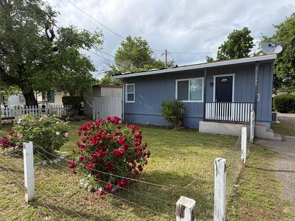 1064 Hawthorne Ave, Redding, CA 96002