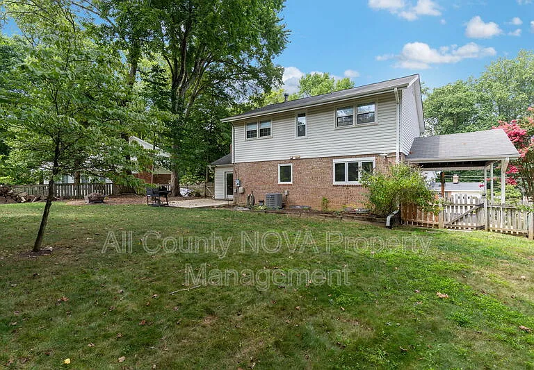 4126 Lenox Dr — Photo 35