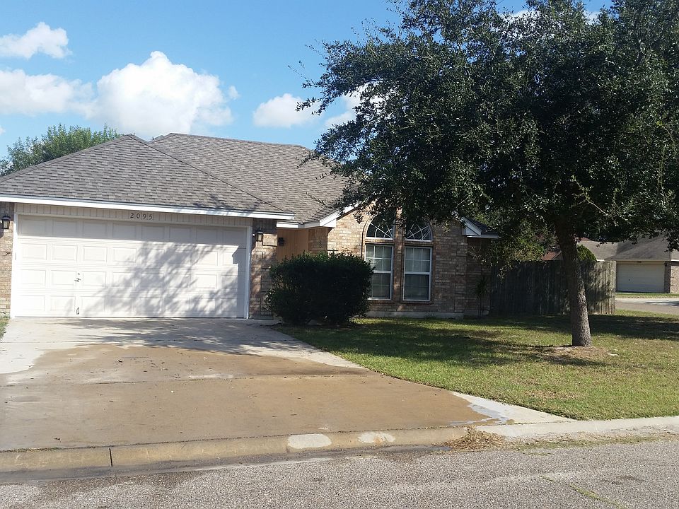 1st image of 2095 Glenwood Dr