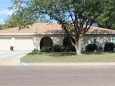 2600 Hughes St, Midland, TX, 79705