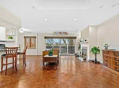 5th image of 121 Longwood Ave APT 4A