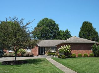 205 Flintwood Dr, Marietta, OH 45750