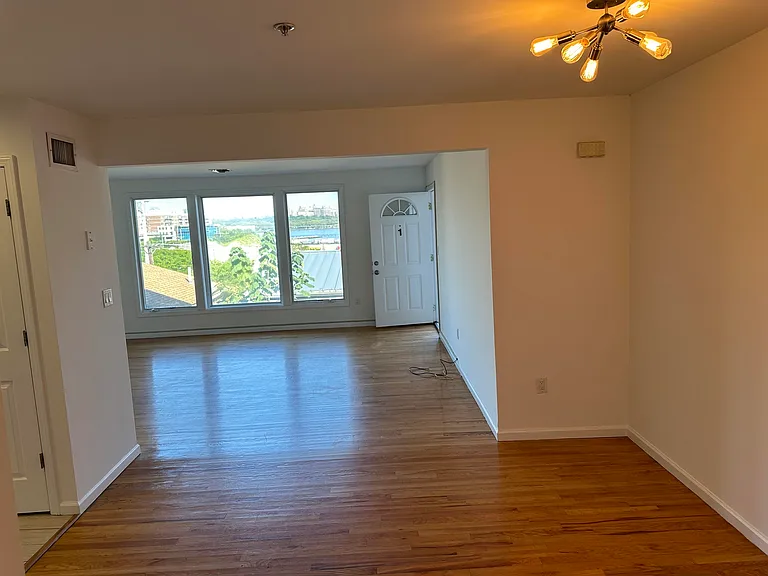 8911 Riverside Pl #1 — Photo 6