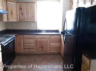 820 Columbia Ave APT 1F, Cumberland, MD 21502