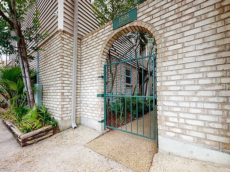 1508 Seminole Ave — Photo 13