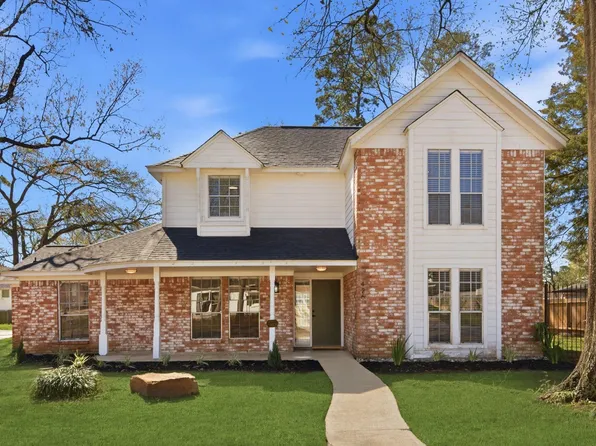 426 Pine Manor Dr, Conroe, TX 77385