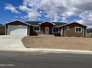 603 Bagley Rd, Granger, WA 98932