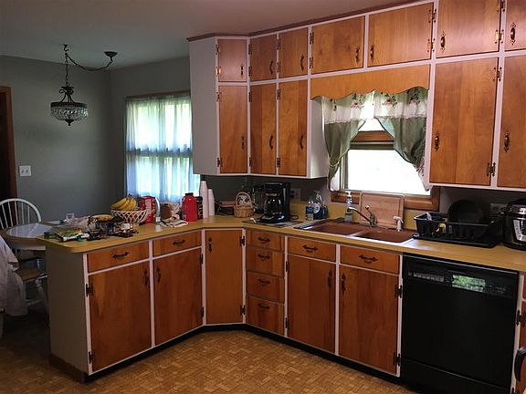 5th image of 14 Shady Ln