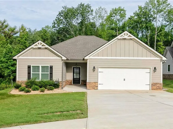 8272 Loch Lomand Ln, Winston, GA 30187