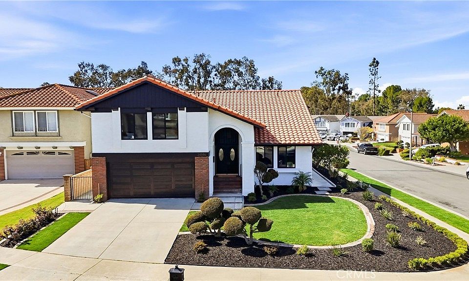 1st image of 24596 Donna Ln