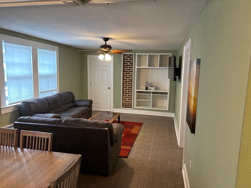 217 S Murat St — Photo 2