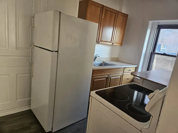 406 Chestnut St APT 6, Emmaus, PA 18049