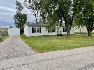 4561 Roosevelt Dr, Columbus, IN 47201