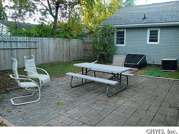 4th image of 2716 E Colvin St