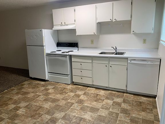3rd image of 500 NE Maiden Ln #7