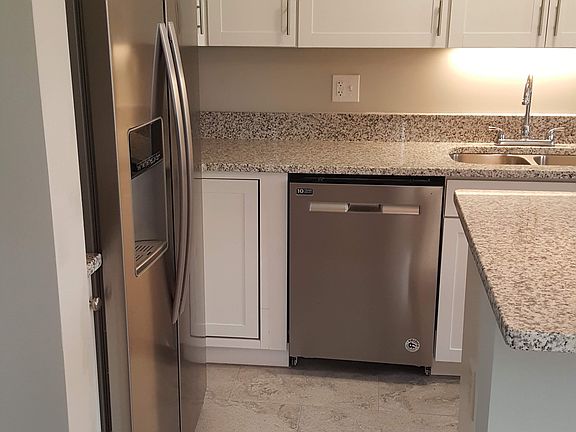 2nd image of 1607 Waltham Rd