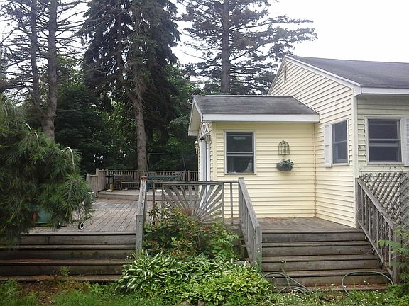 4th image of 9220 Oriole Dr