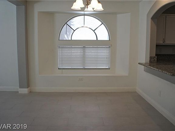 3rd image of 3423 Bankside Dr