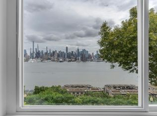 19 Hamilton Ave #3, Weehawken, NJ 07086