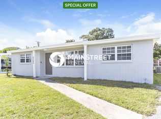 9564 Crestview St, Seminole, FL 33772