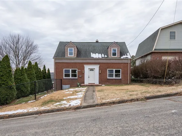 1715 Sloan Ave, Latrobe, PA 15650