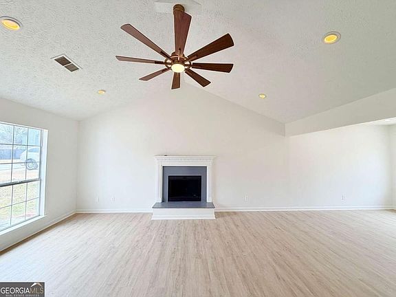 5th image of 5953 Farmbrook Ln